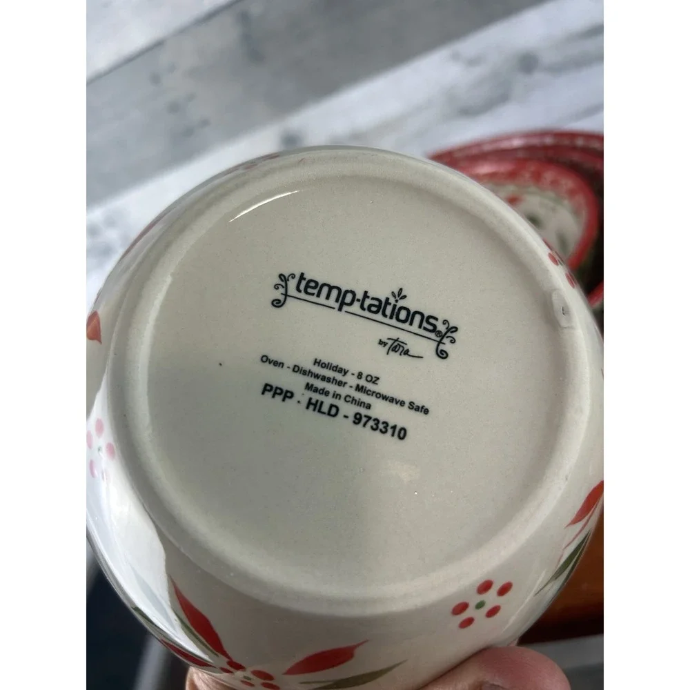 Temp-tations By Tara Christmas 5 Nesting Bowls